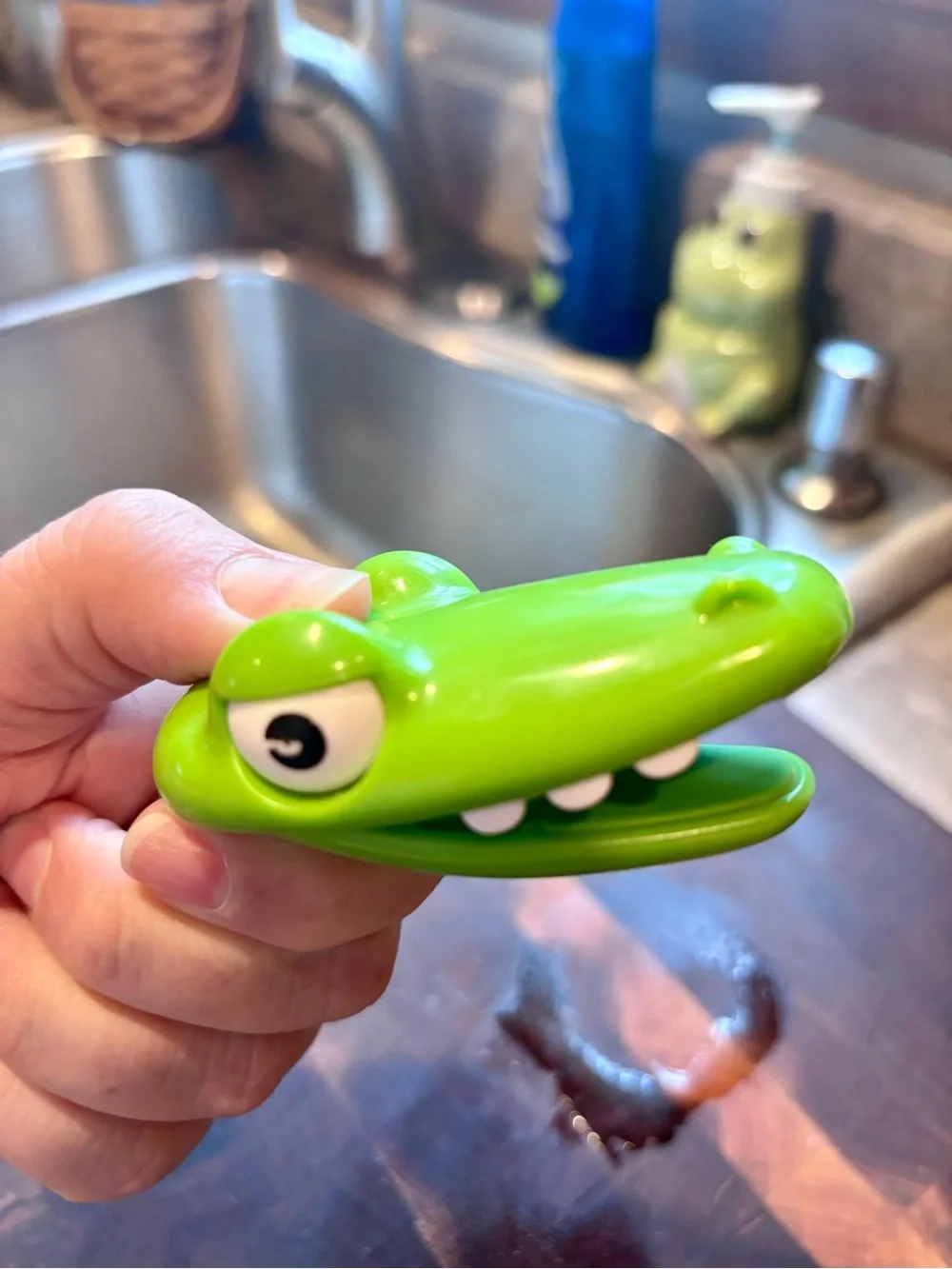 Kitchen Gadgets including Disney Soatula
